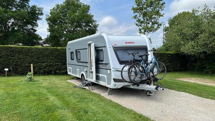 Dethleffs Beduin Scandinavia 550 RD Juli 2023, Caravans en Kamperen, Caravans, Particulier, tot en met 4, 1500 - 2000 kg, Rondzit