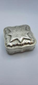 Antiek zilveren pepermuntdoosje, Antiek en Kunst, Ophalen of Verzenden, Zilver
