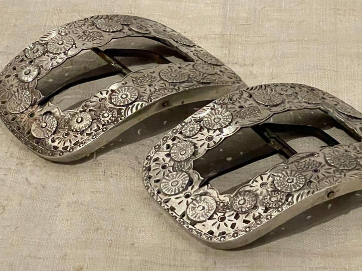 GROTE schoengespen gesp klederdracht dracht, Antiek en Kunst, Antiek | Goud en Zilver, Ophalen of Verzenden