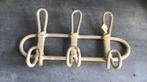 Rotan kapstokje met 3 haken, Ophalen of Verzenden, Zo goed als nieuw, Wandkapstok, Minder dan 100 cm