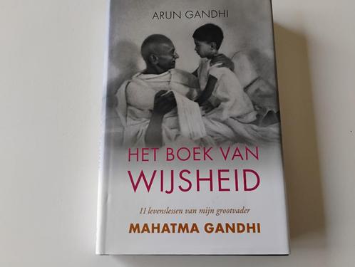 Boek Het boek der wijsheid Arun Gandhi 11 levenslessen, Boeken, Esoterie en Spiritualiteit, Zo goed als nieuw, Spiritualiteit algemeen