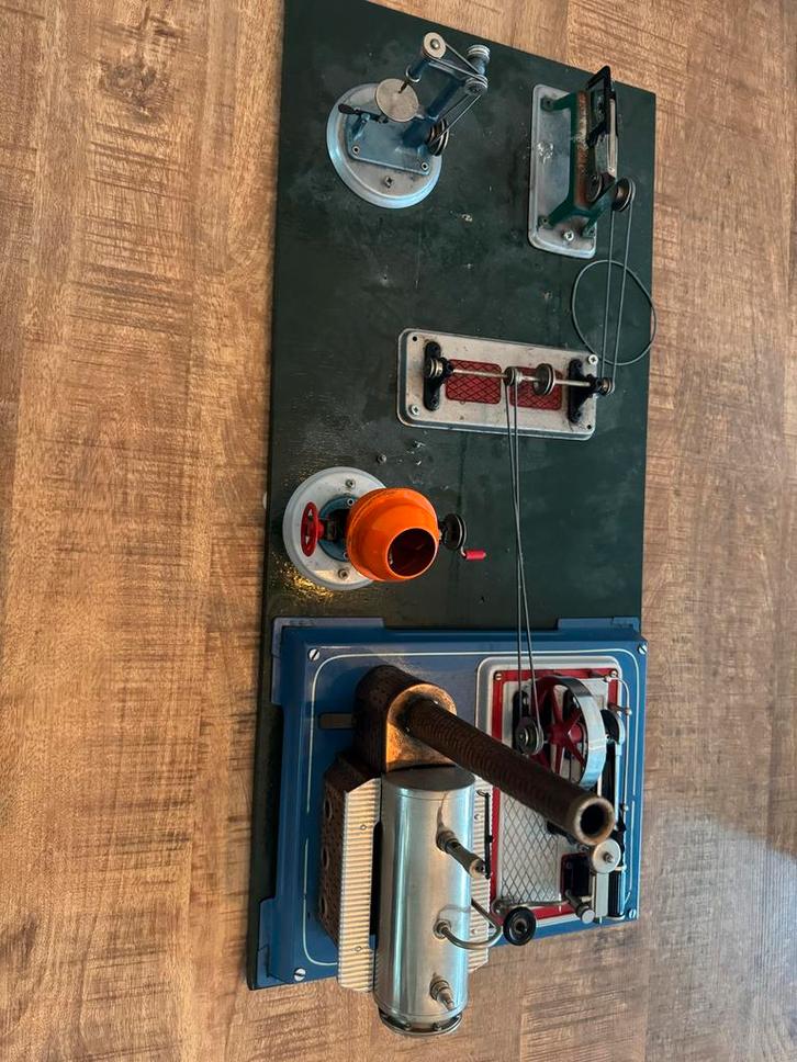 Wilesco Stoommachine met Aandrijvingen, Hobby en Vrije tijd, Modelbouw | Auto's en Voertuigen, Gebruikt, Overige typen, Groter dan 1:32