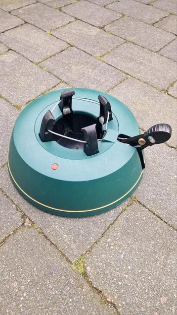 Kerstboomstandaard Krinner tot 250cm beschikbaar voor biedingen