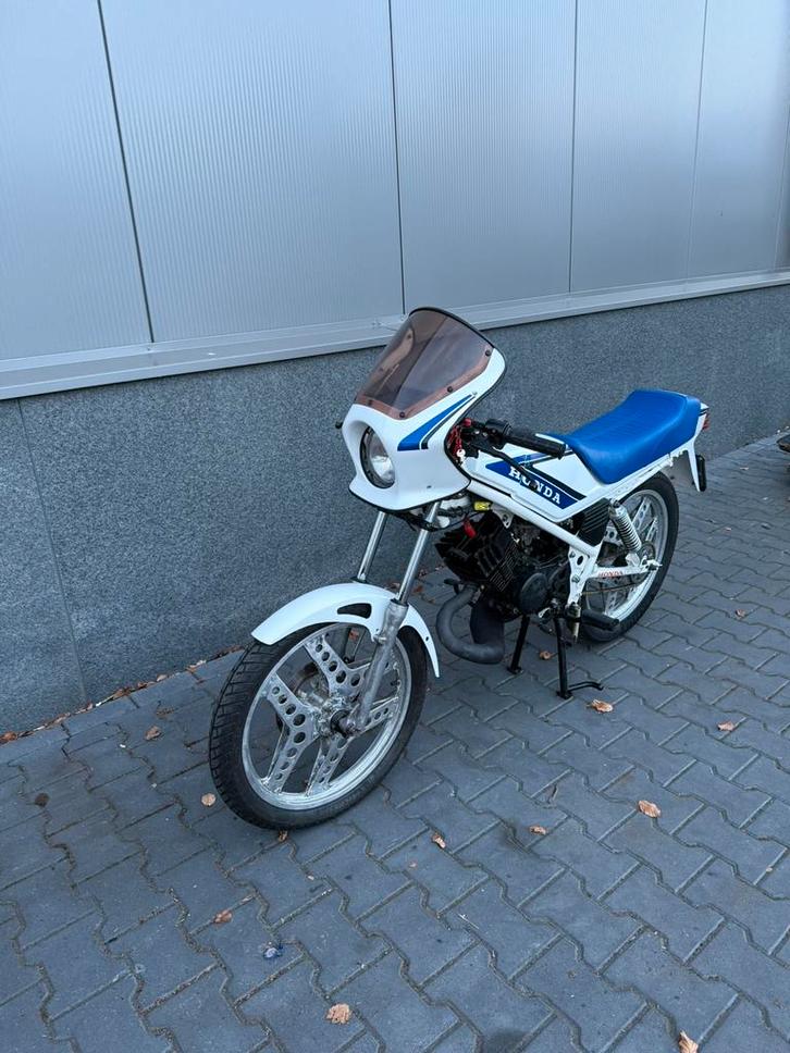 Honda mb5 125cc, Fietsen en Brommers, Brommers | Honda, Zo goed als nieuw, MB, Ophalen