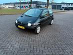 Renault Twingo 1.2 nieuwe apk, Auto's, Voorwielaandrijving, 600 kg, 4 cilinders, Zwart