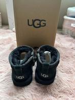Ugg maat 23,5 met rits nieuw in doos, Ophalen of Verzenden, Zo goed als nieuw, Jongetje of Meisje, Schoentjes