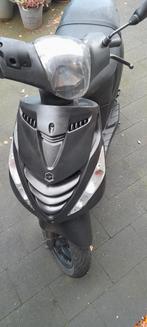 Piaggio Zip 2016, Fietsen en Brommers, Scooters | Piaggio, Ophalen, Gebruikt, Benzine, Zip