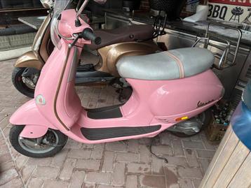 Vespa piaggio 2takt brommer kenteken beschikbaar voor biedingen