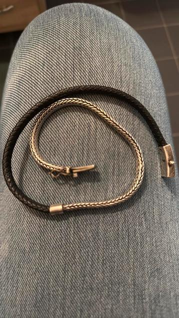 Silk armband beschikbaar voor biedingen