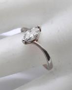 Sierlijke sterling zilveren ring met zirkonia 925 CZ (7810-4, Ophalen, 18 tot 19, Zo goed als nieuw, Dame