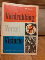 Verdrukking Verzet Victorie, Nijmegen ., Boeken, Ophalen of Verzenden, Tweede Wereldoorlog, Gelezen, Algemeen
