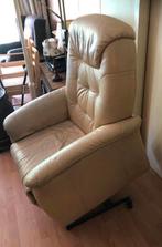 Sta op stoel elektrisch crème kleurig leder werkend, Ophalen, Gebruikt, Minder dan 75 cm, Leer
