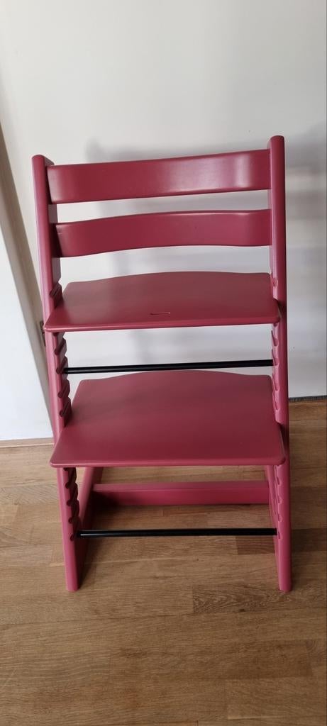 Tripp Trapp Heather Pink nieuw model, Ophalen, Zo goed als nieuw, Meegroeistoel