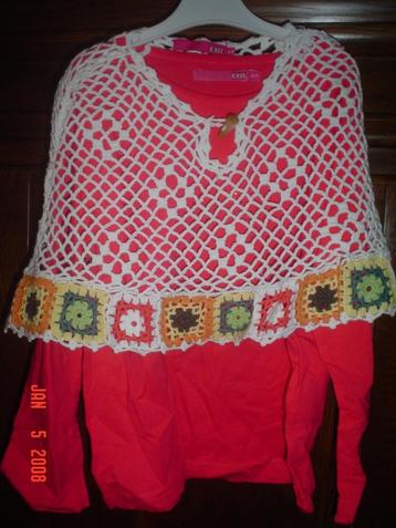 Longsleeve + Poncho beschikbaar voor biedingen