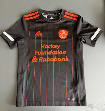 Adidas Hockey T-shirt Maat 140 beschikbaar voor biedingen