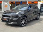 Lynk & Co 01 1.5 Plug-IN All BLACK Panorama CarPlay Infinity, Auto's, Lynk & Co, Stof, Zwart, Traction-control, Zwart