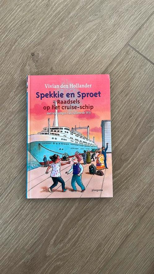 Vivian den Hollander - Raadsels op het cruise-schip, Boeken, Kinderboeken | Jeugd | onder 10 jaar, Gelezen, Ophalen of Verzenden