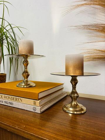Mooie set vintage grote Messing Kandelaars voor stompkaars beschikbaar voor biedingen