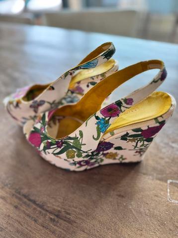 Zomerse canvas peeptoe platform sandalen van MET maat 39 beschikbaar voor biedingen