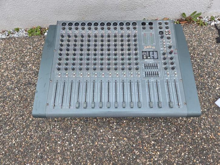 JB Systems PMD-12 Powered Mixer - 12 Kanaals, Muziek en Instrumenten, Mengpanelen, Gebruikt, 10 tot 20 kanalen, Microfooningang