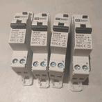 B16, 30 mA. 4 x Emat aardlekautomaat., Hobby en Vrije tijd, Elektronica-componenten, Ophalen of Verzenden, Zo goed als nieuw