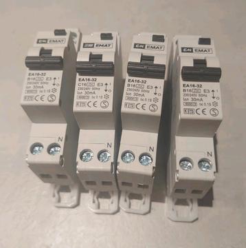 B16, 30 mA. 4 x Emat aardlekautomaat.  beschikbaar voor biedingen
