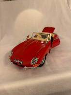 Jaguar E-Type 1/18 – Bburago 3016 3018 modelauto, Hobby en Vrije tijd, Modelauto's | 1:18, Ophalen of Verzenden, Zo goed als nieuw