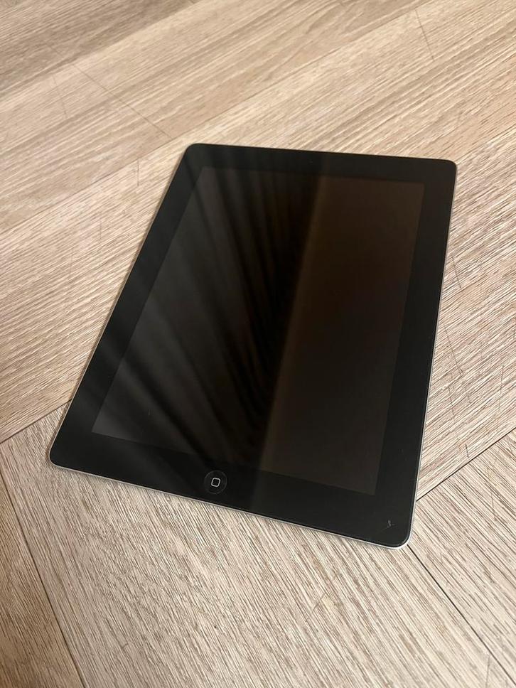 Ipad 4 Retina 16Gb Wifi met hoes., Computers en Software, Apple iPads, Gebruikt, Apple iPad, Wi-Fi, 10 inch, 16 GB, Zilver, Ophalen of Verzenden