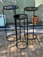 Set van 3 bijzettafeltjes in zwart met zwart glazen blad, Ophalen of Verzenden, Nieuw