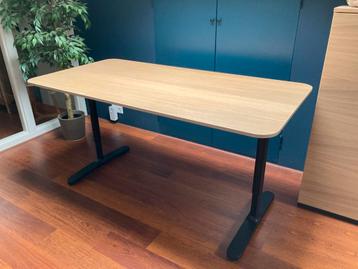 Ikea bureau Bekant - afbeelding 1