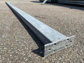 Kokerprofielen 80x50x2mm | Lengte: 4215 mm incl. voetplaten beschikbaar voor biedingen