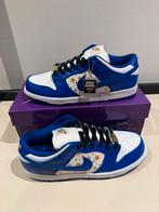 Nike SB Dunk Low Supreme Stars Hyper Royal EU 42, Blauw, Nike, Nieuw, Ophalen of Verzenden