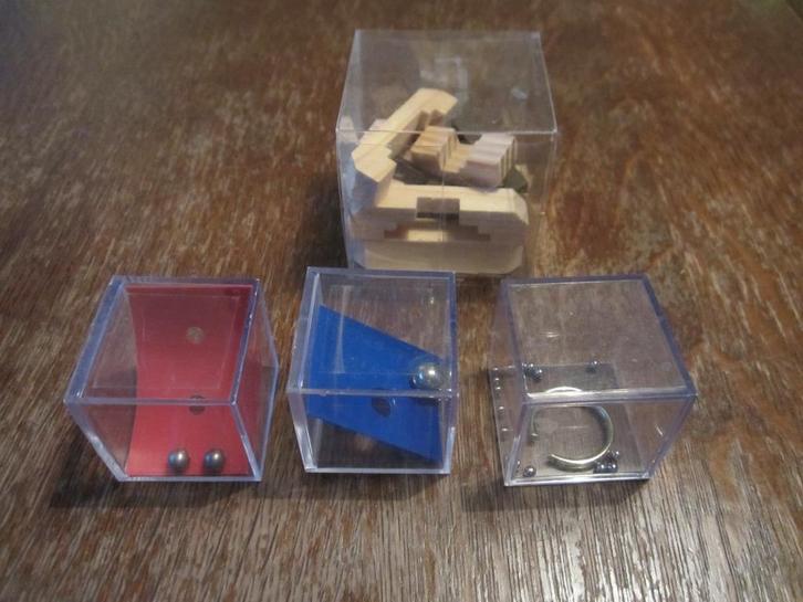 4 denksport puzzels,, Hobby en Vrije tijd, Denksport en Puzzels, Zo goed als nieuw, Minder dan 500 stukjes, Ophalen of Verzenden