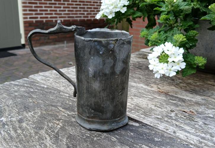 Gehavende tinnen maatbeker - uit norden, Antiek en Kunst, Curiosa en Brocante, Ophalen of Verzenden