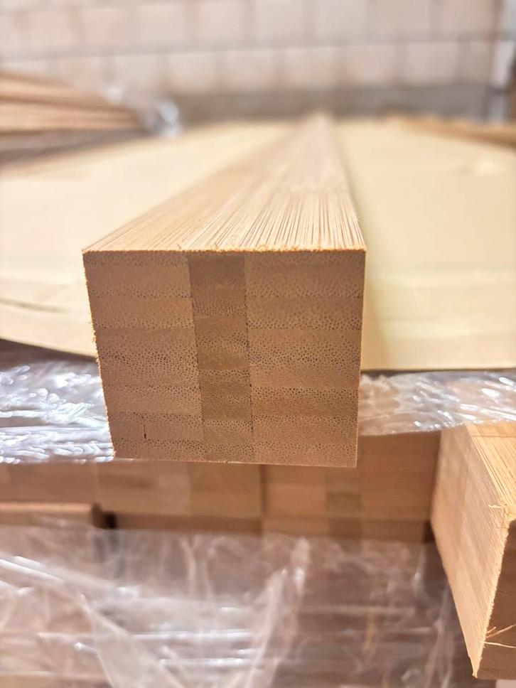 Prachtige Bamboe balken!, Doe-het-zelf en Verbouw, Hout en Planken, Nieuw, Balk, Vuren, 300 cm of meer, 50 mm of meer, Ophalen