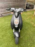 Peugeot ludix standaard blauw kenteken, Fietsen en Brommers, Scooters | Peugeot, Ophalen, Zo goed als nieuw, Ludix