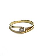 14k gouden ring met een diamant, Ophalen of Verzenden, Zo goed als nieuw, 17 tot 18, /