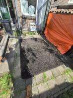 Hoogpolig zwart vloerkleed 170 X 240 cm, Huis en Inrichting, Stoffering | Tapijten en Kleden, Ophalen, Gebruikt, 150 tot 200 cm
