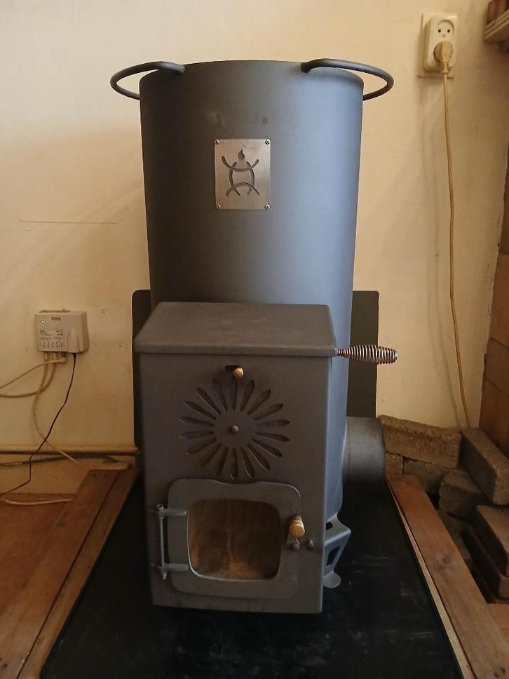 Rocketstove, zeer efficiënte en energiezuinige houtkachel., Huis en Inrichting, Overige Huis en Inrichting, Zo goed als nieuw
