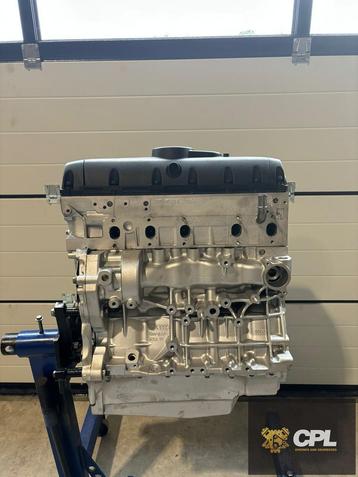 Volkswagen Multivan T5 2.5 TDI AXE Revisie Motor Engine Mote beschikbaar voor biedingen