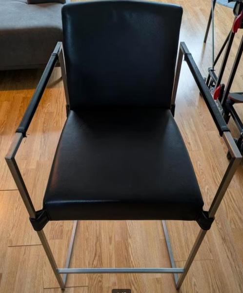 Bert Plantagie barkrukken met armleuning, Huis en Inrichting, Barkrukken, Gebruikt, 60 tot 90 cm, Leer, Metaal, 4 krukken, Met voetsteun
