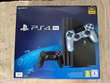 Playstation 4 Pro + controller in uitstekende staat! beschikbaar voor biedingen
