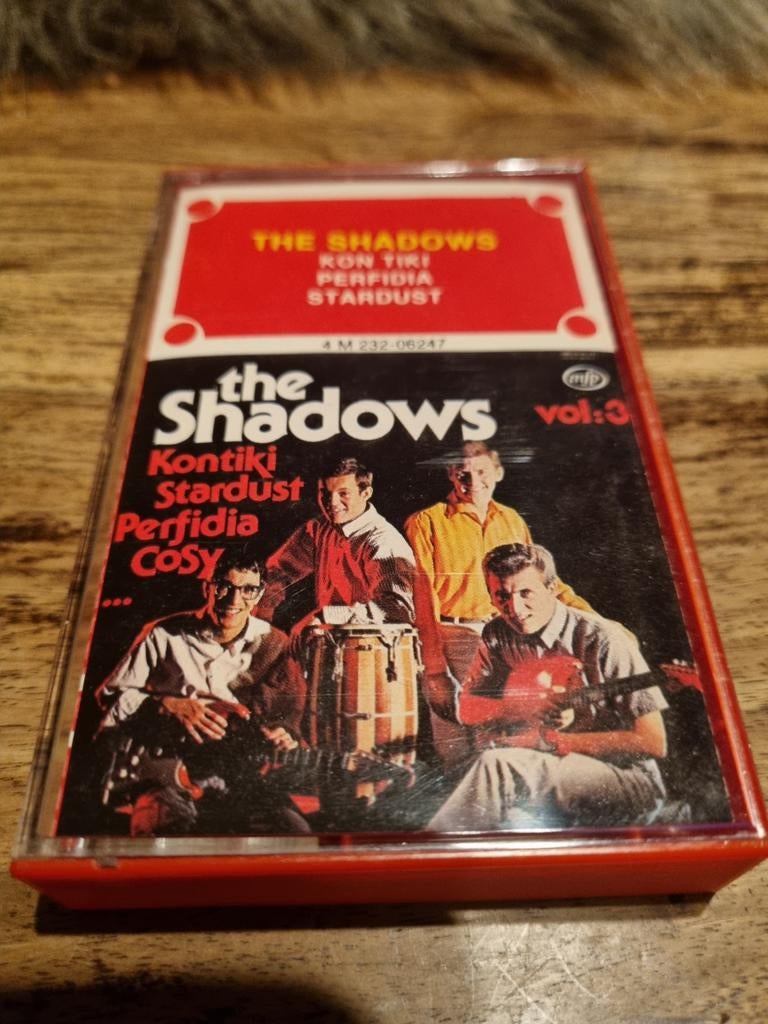 The Shadows - Vol. 3 Cassetteband, Cd's en Dvd's, Cassettebandjes, Ophalen of Verzenden, Pop, 1 bandje