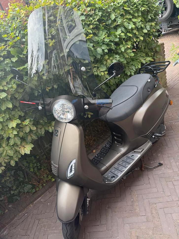 AGM VX50 - Goed Onderhouden uit 2022, Fietsen en Brommers, Snorfietsen en Snorscooters, Gebruikt, Overige merken, Benzine, Ophalen of Verzenden