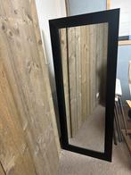 Spiegel met zwarte houten rand 146x 57cm, Ophalen of Verzenden, Zo goed als nieuw, Rechthoekig, Minder dan 100 cm
