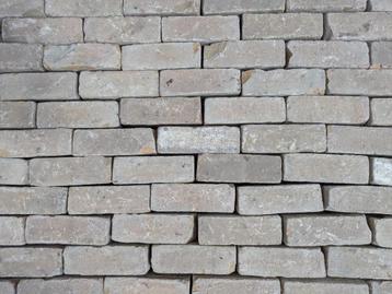 Ca. 300m², Oude Gebakken Dikformaten, Geel-Brons, ob, V111 beschikbaar voor biedingen