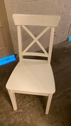 Twee Ikea stoelen wit Ingolf, Huis en Inrichting, Ophalen, Zo goed als nieuw, Wit, Twee