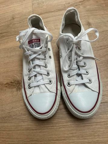 Witte Converse All Stars - Maat 38 beschikbaar voor biedingen