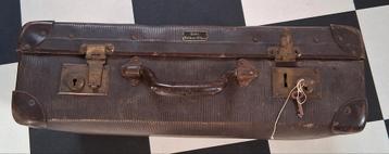 Vintage Vulkan-Fibre Koffer met Sleutel beschikbaar voor biedingen