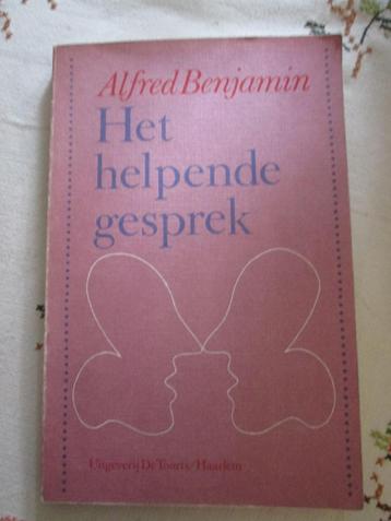 Het helpende gesprek Alfred Benjamin beschikbaar voor biedingen